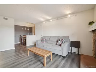 Photo #6: 1946347 Listing
