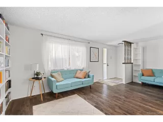 Photo #4: 1947361 Listing 