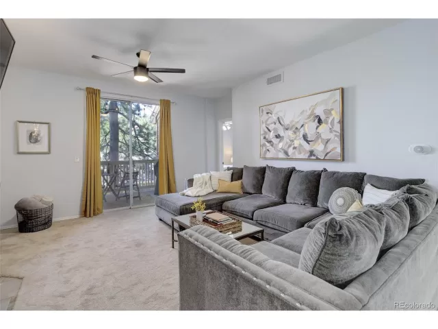 MLS: 1951568 Condo For Sale