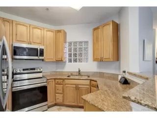Photo #5: 1951568 Listing