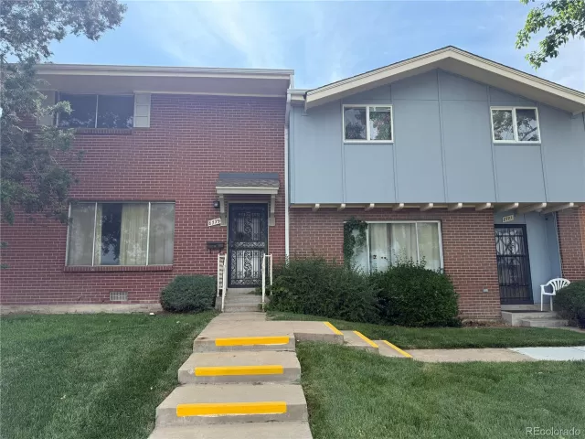 MLS: 1952840 Condo For Sale