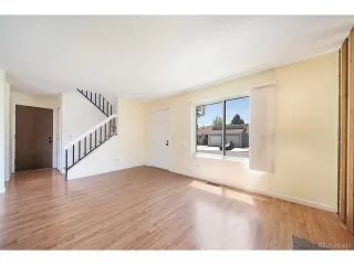 Photo #5: 1955622 Listing