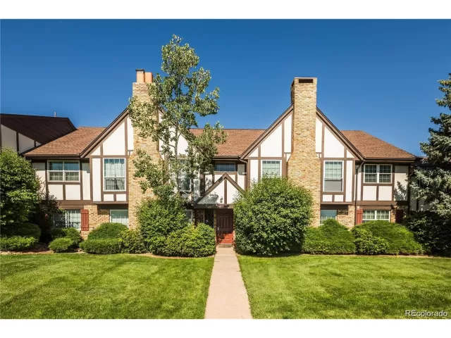 MLS: 1956418 Condo For Sale