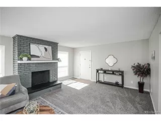 Photo #5: 1956418 Listing 