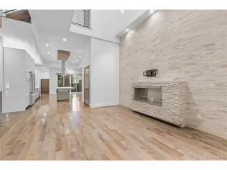 Photo #5: 1956613 Listing 