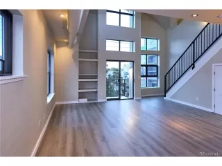 Photo #3: 1960244 Listing 