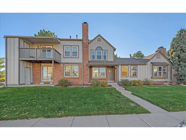 MLS: 1960334 Condo For Sale