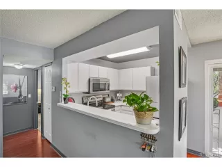 Photo #6: 1961199 Listing