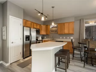 Photo #4: 1961928 Listing