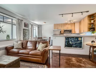 Photo #5: 1963062 Listing