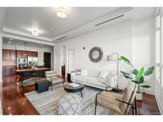 Photo #6: 1963181 Listing