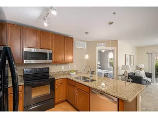 Photo #6: 1963488 Listing