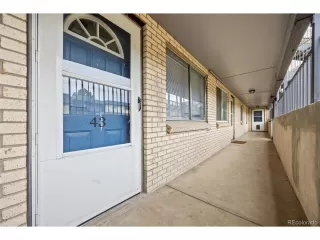 Photo #2: 1963963 Listing