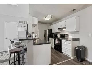 Photo #6: 1964686 Listing 