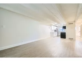 Photo #4: 1967940 Listing