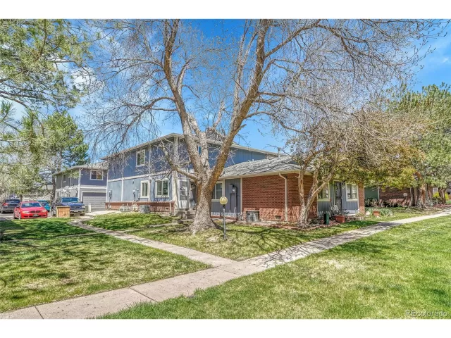 MLS: 1971099 Condo For Sale