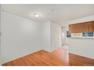 Photo #6: 1972165 Listing 