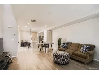 Photo #6: 1972821 Listing 