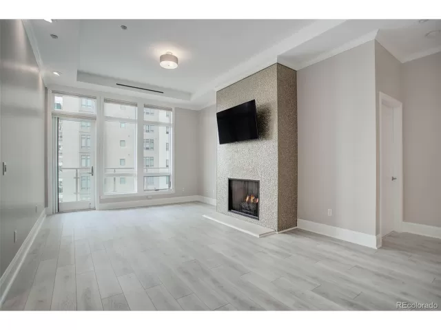 MLS: 1973844 Condo For Sale