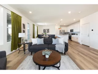 Photo #2: 1978817 Listing