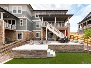 Photo #5: 1978817 Listing