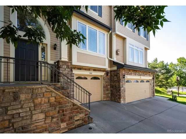 MLS: 1979584 Condo For Sale