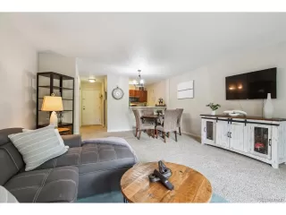 Photo #4: 1980739 Listing