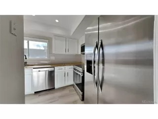 Photo #5: 1981623 Listing