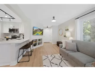 Photo #6: 1982658 Listing