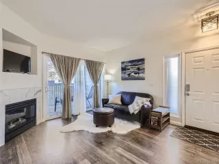 Photo #4: 1983335 Listing