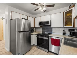Photo #6: 1984637 Listing 