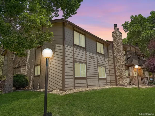 MLS: 1986336 Condo For Sale