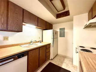 Photo #5: 1986336 Listing