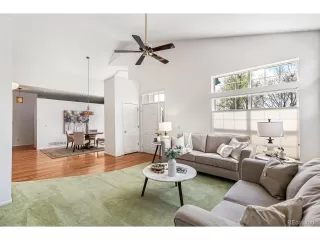 Photo #4: 1986730 Listing