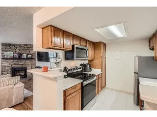 Photo #4: 1988745 Listing