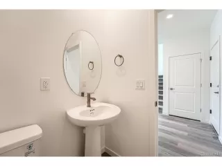 Photo #5: 1989632 Listing 