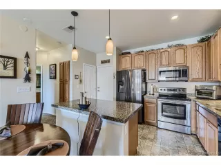 Photo #6: 1990276 Listing 