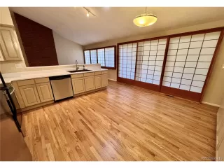 Photo #2: 1993525 Listing