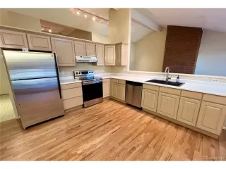 Photo #3: 1993525 Listing