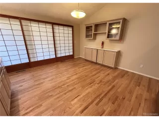 Photo #5: 1993525 Listing