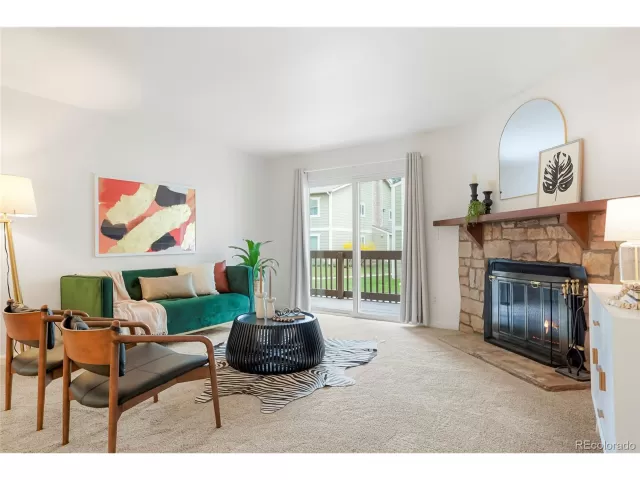 MLS: 1993829 Condo For Sale