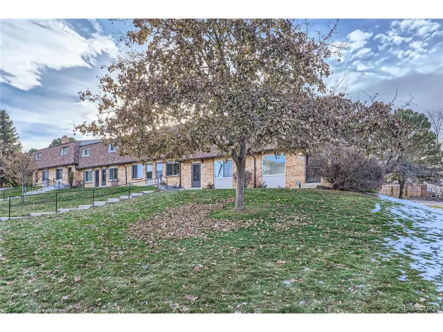 MLS: 1998859 Condo For Sale