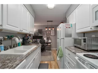 Photo #6: 2005874 Listing