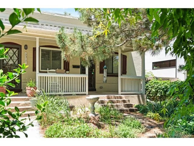 MLS: 2007578 Condo For Sale