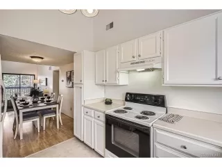 Photo #5: 2012184 Listing 