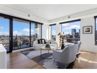 Photo #3: 2012212 Listing