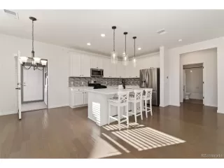 Photo #3: 2014476 Listing