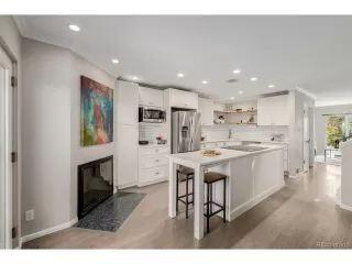 Photo #2: 2015031 Listing