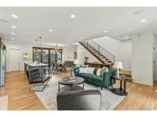 Photo #3: 2019338 Listing