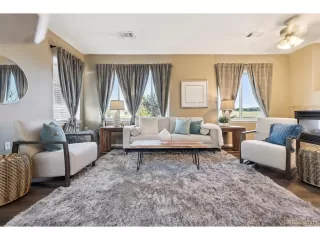 Photo #2: 2022580 Listing